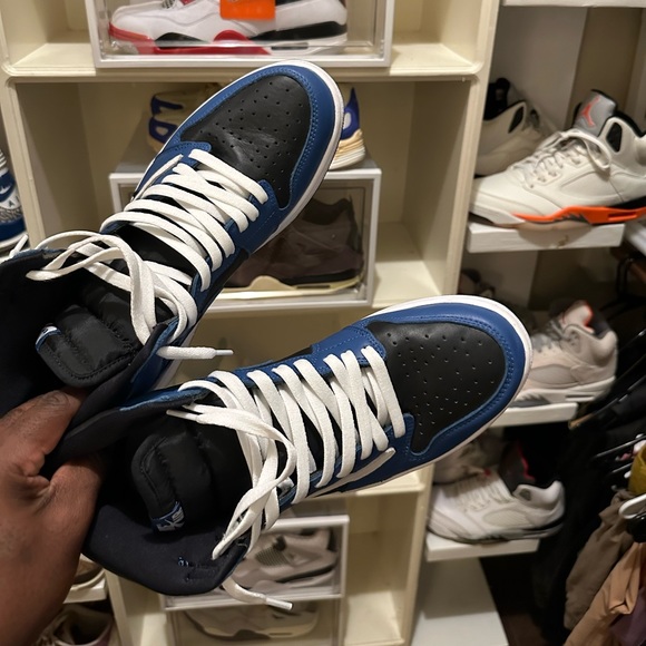 Air Jordan 1 Retro High Dark Marina (Customized) - Picture 4 of 9